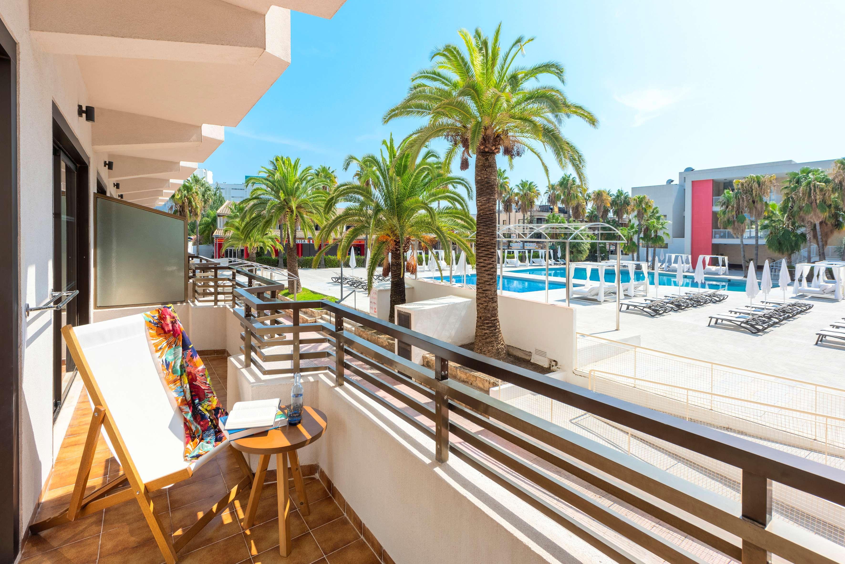 อินน์ไซด์ อัลกูเดีย Port de Alcudia  ภายนอก รูปภาพ