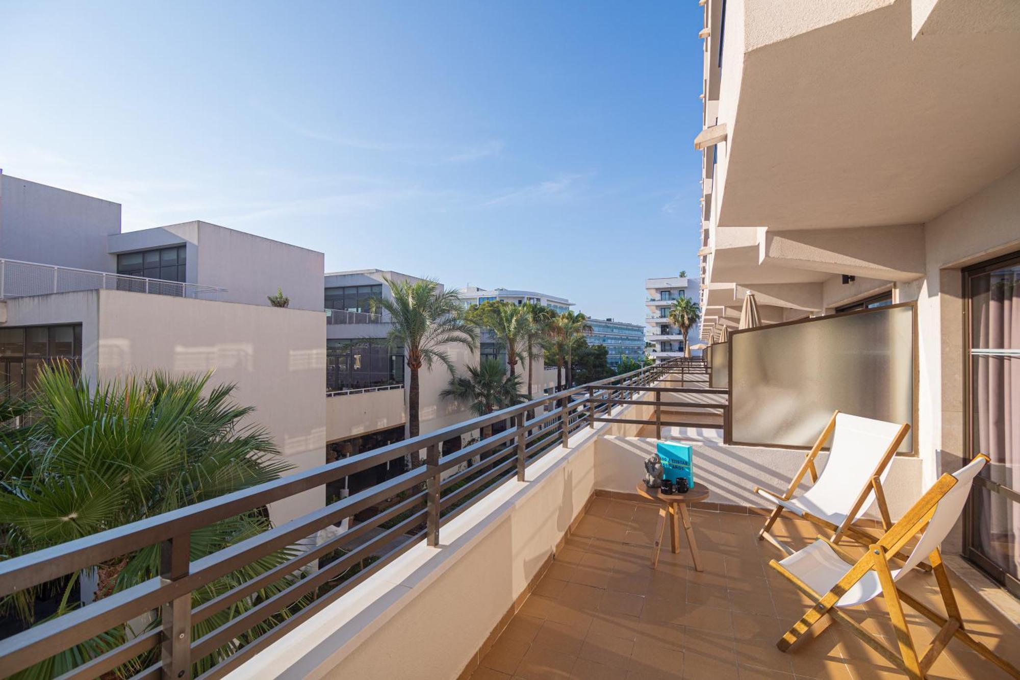 อินน์ไซด์ อัลกูเดีย Port de Alcudia  ภายนอก รูปภาพ